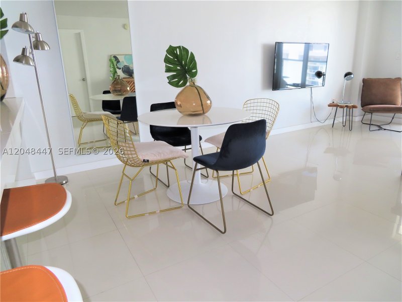 Apartment for rent at Arlen Beach 1703