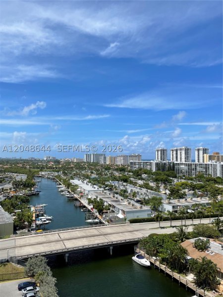 Apartment for rent at Olympus Condo 1405