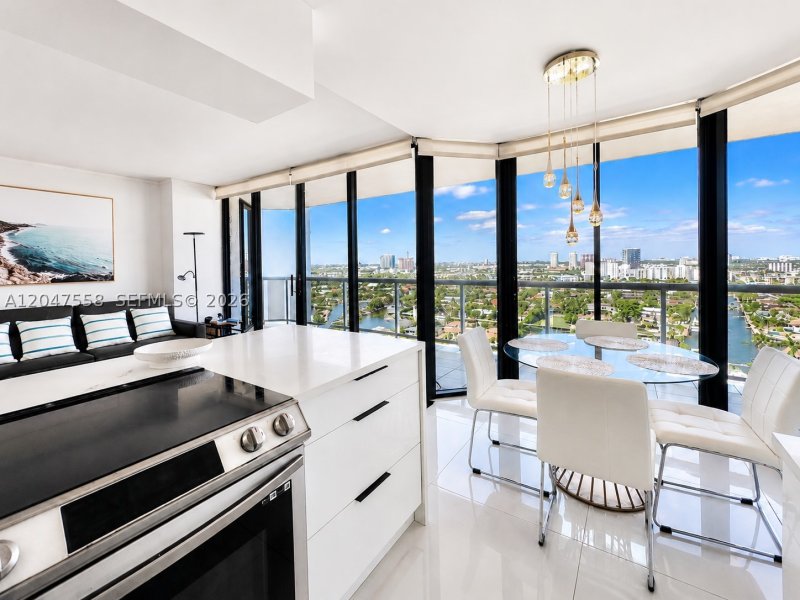 Apartment for rent at Harborside 1903