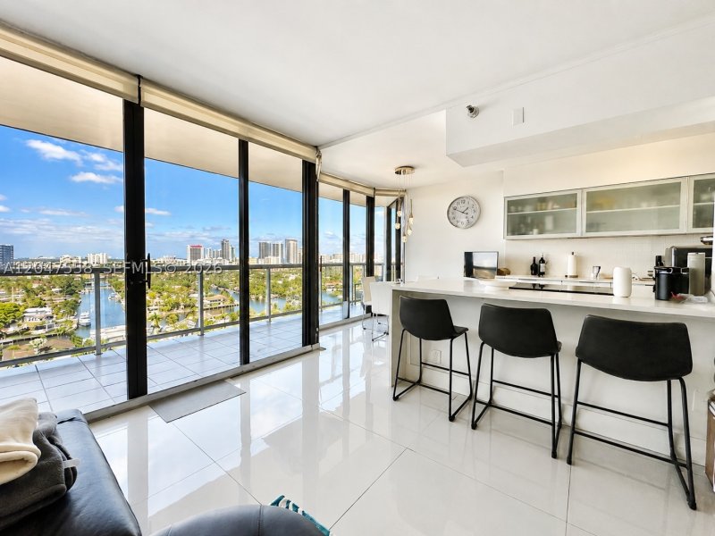 Apartment for rent at Harborside 1903