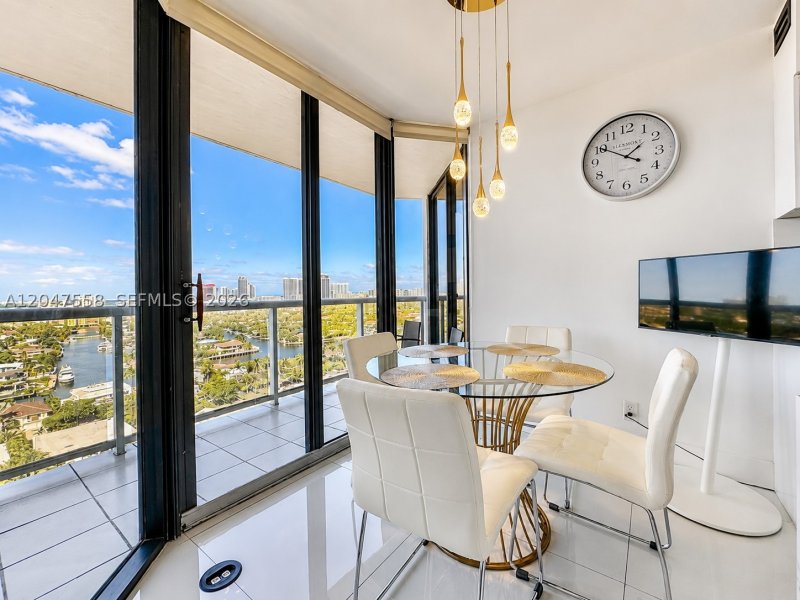 Apartment for rent at Harborside 1903