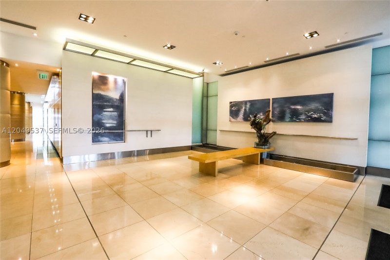 Apartment for rent at Skyline On Brickell 1112