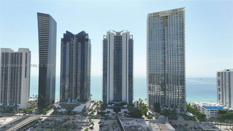 Comprar apartamento no Jade Beach 1401