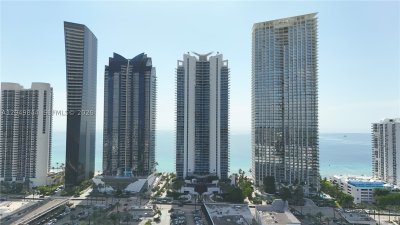 Comprar apartamento no Jade Beach 1401