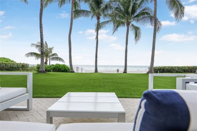 Comprar apartamento no Jade Beach 1401