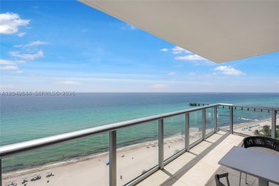 Comprar apartamento no Jade Beach 1401