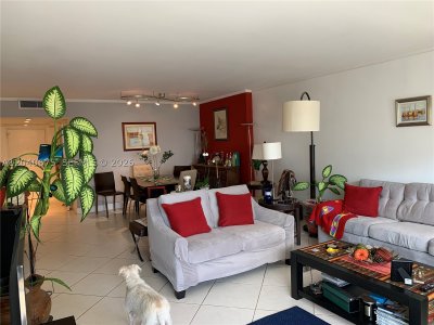 Comprar apartamento en Seacoast 5700 12N