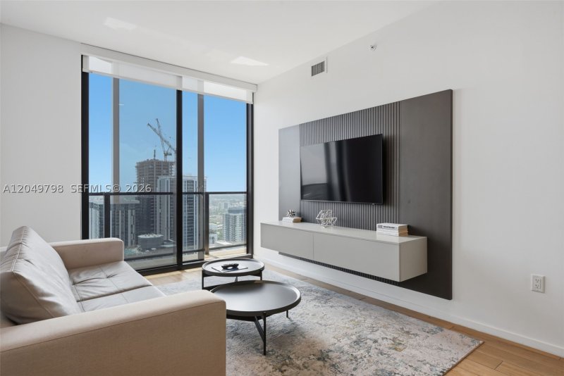 Condo for sale at The Elser Hotel and Residences 4719