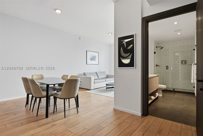 Condo for sale at The Elser Hotel and Residences 4719