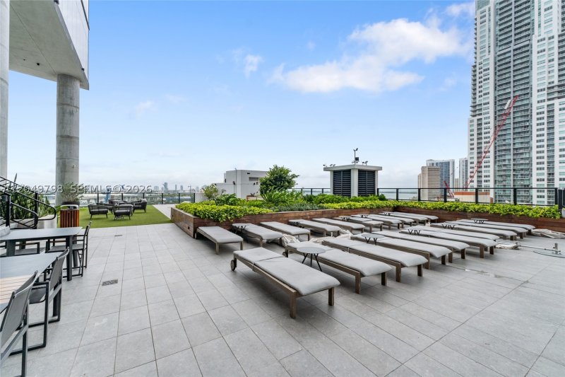 Condo for sale at The Elser Hotel and Residences 4719