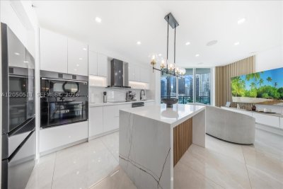 Comprar apartamento en Wind by Neo 2314