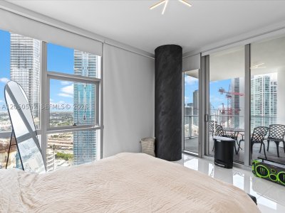 Comprar apartamento en Paramount Miami WorldCenter 3000