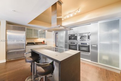Comprar apartamento no Trump Royale 1604