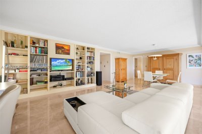 Comprar apartamento no Yacht Harbour 6A