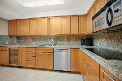 Comprar apartamento no Yacht Harbour 6A
