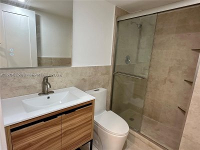 Comprar apartamento en Admirals Port Condos 109E