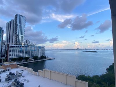 Alquiler de apartamento en Cite On The Bay 1107