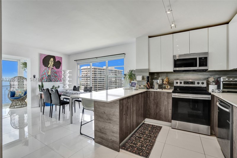 Condo for sale at The Jockey Club I 1915