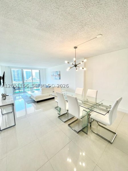Apartment for rent at Ocean Reserve 918