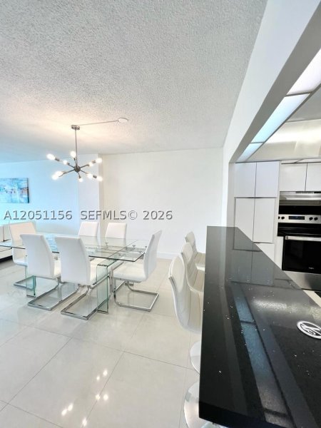 Apartment for rent at Ocean Reserve 918