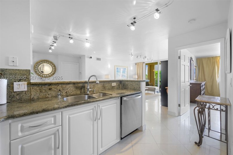 Apartment for rent at The Yacht Club at Aventura 1406