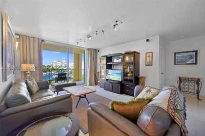Property photo # 8