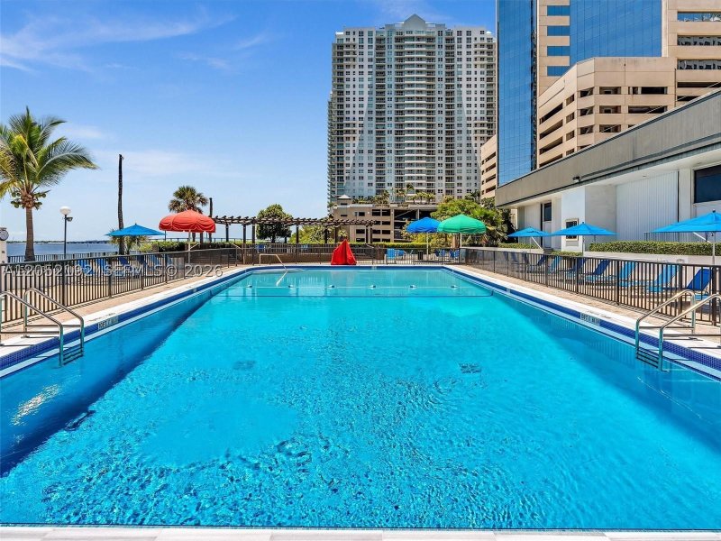 Apartment for rent at Four Ambassadors 350