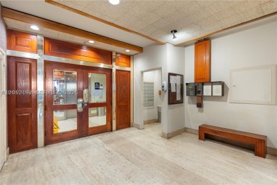 Aluguel de apartamento no Four Ambassadors 350