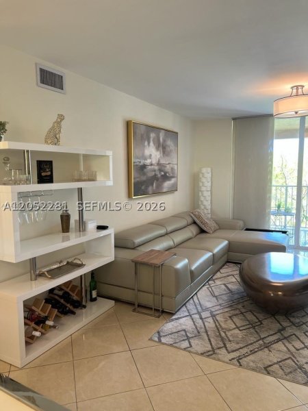 Apartment for rent at The Yacht Club at Aventura 2505