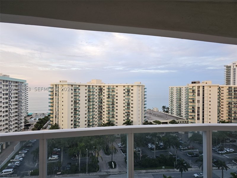 Condo for sale at Hallmark of Hollywood 1518