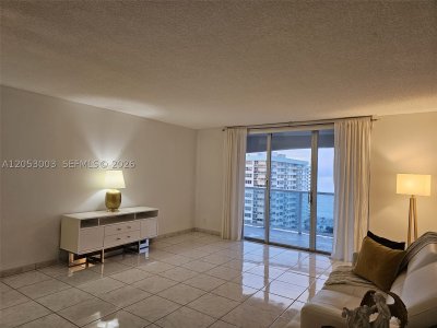 Comprar apartamento no Hallmark of Hollywood 1518