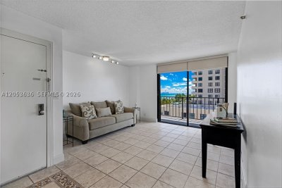 Oceanfront Plaza Apt #702