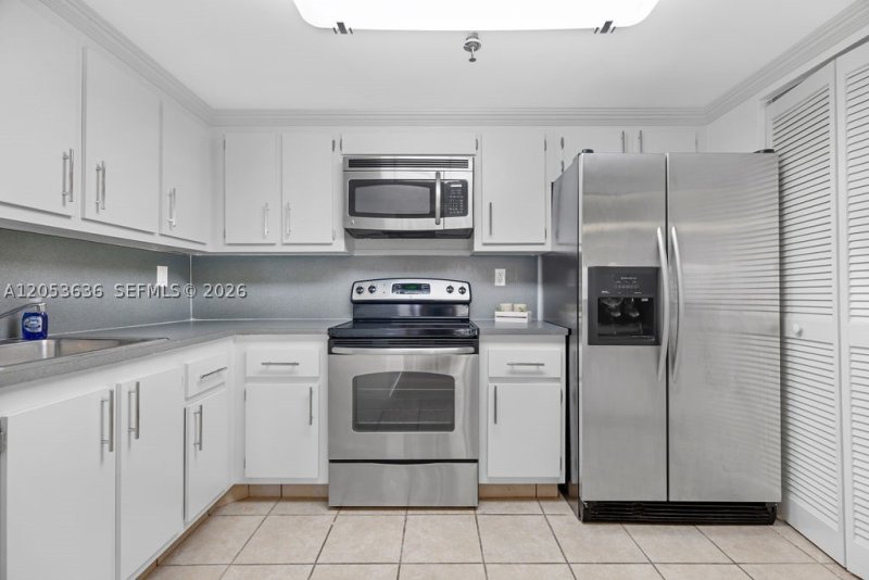 Apartment for rent at Oceanfront Plaza 702