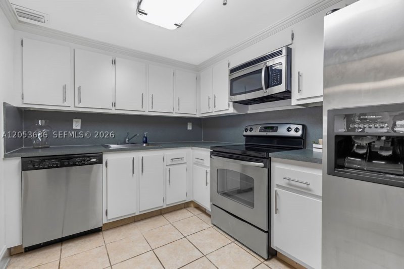 Apartment for rent at Oceanfront Plaza 702
