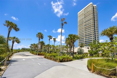 Comprar apartamento en St Tropez Ocean 2604