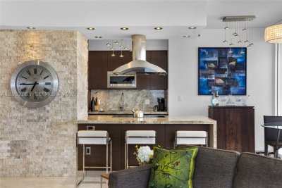 Comprar apartamento en St Tropez Ocean 2604