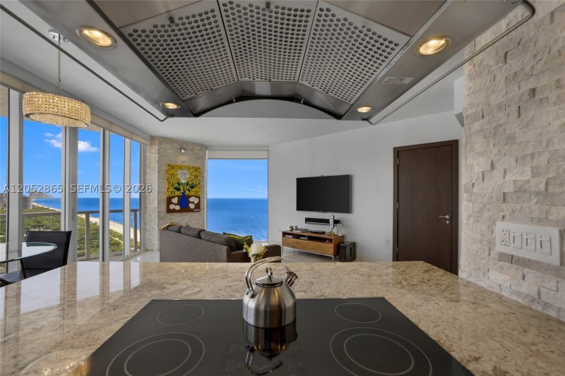 Comprar apartamento en St Tropez Ocean 2604
