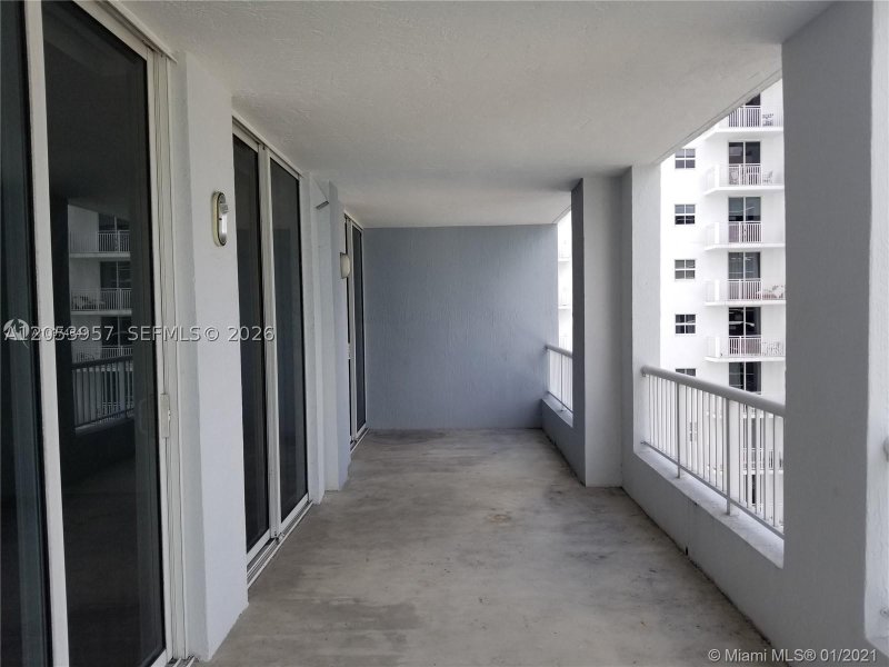 Apartment for rent at Sail at Brickell 2205
