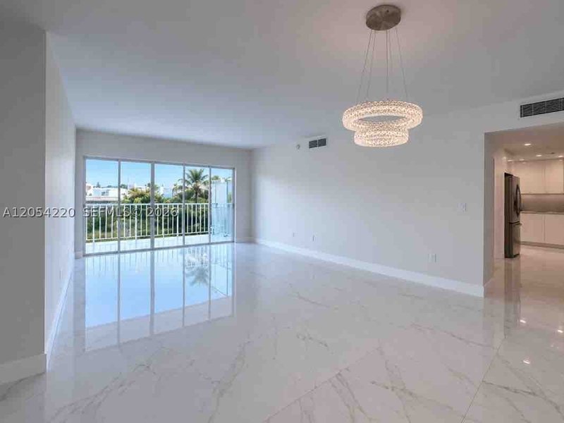 Apartment for rent at Arlen House 232