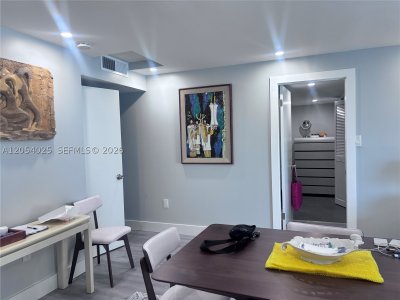 Aluguel de apartamento no Del Prado South Tower 1202
