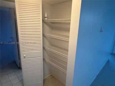 Aluguel de apartamento no Avila Condo 416