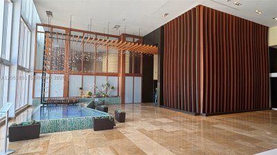 Comprar apartamento no 50 Biscayne 1701