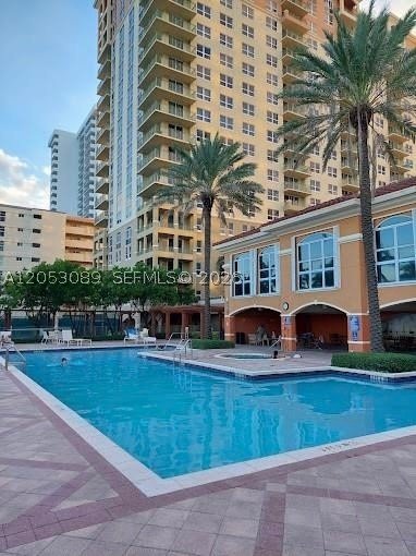 Apartment for rent at 2080 Ocean Drive 1211