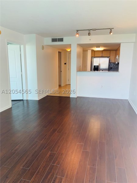 Apartment for rent at Skyline On Brickell 2611