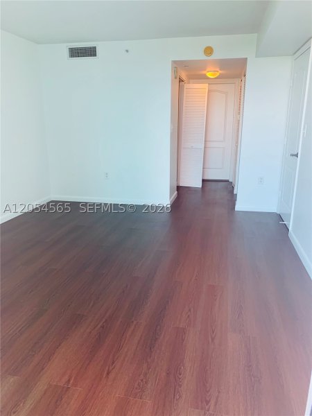 Apartment for rent at Skyline On Brickell 2611