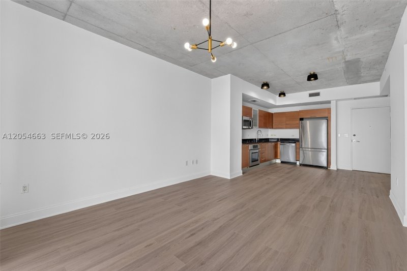 Property photo # 4