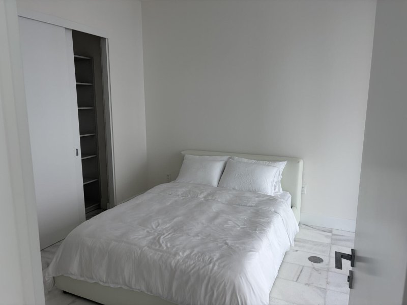 Comprar apartamento en Villa Residences Edgewater 2006