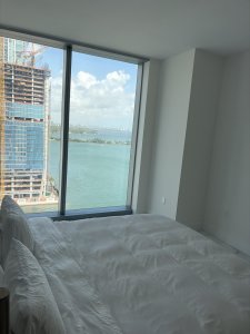 Comprar apartamento en Villa Residences Edgewater 2006