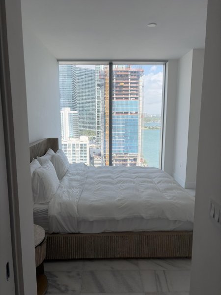 Comprar apartamento en Villa Residences Edgewater 2006