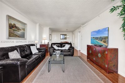 Comprar apartamento en The Wave Condo 1628